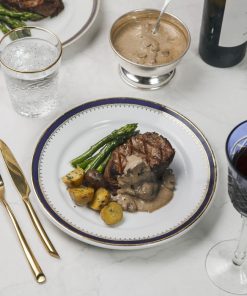 Alternative view of Tournedó de Lomo con Salsa al Funghi Porcini y Champignones