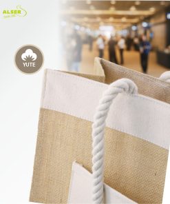Alternative view of Bolsa Feria